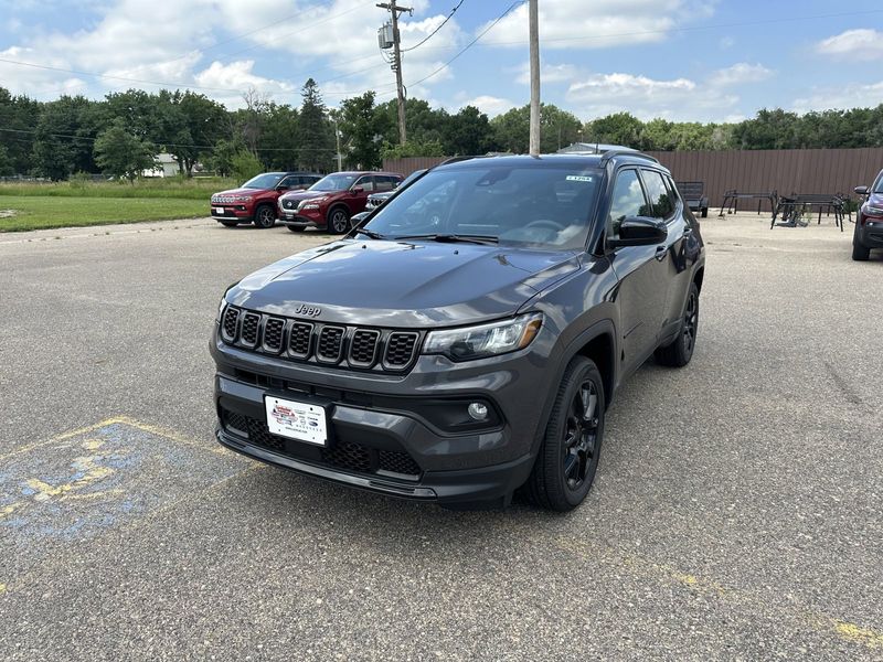 2024 Jeep Compass Latitude 4x4Image 4