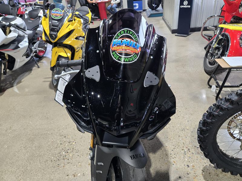 Used 2024 Yamaha YZFR1 Image 7