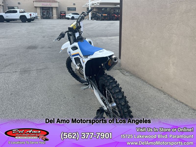 2023 HUSQVARNA TC 250 HERITAGE  in a WHITE exterior color. Del Amo Motorsports of Los Angeles (562) 262-9181 delamomotorsports.com 