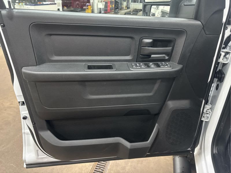 2026 Ram 2500 Tradesman photo 26