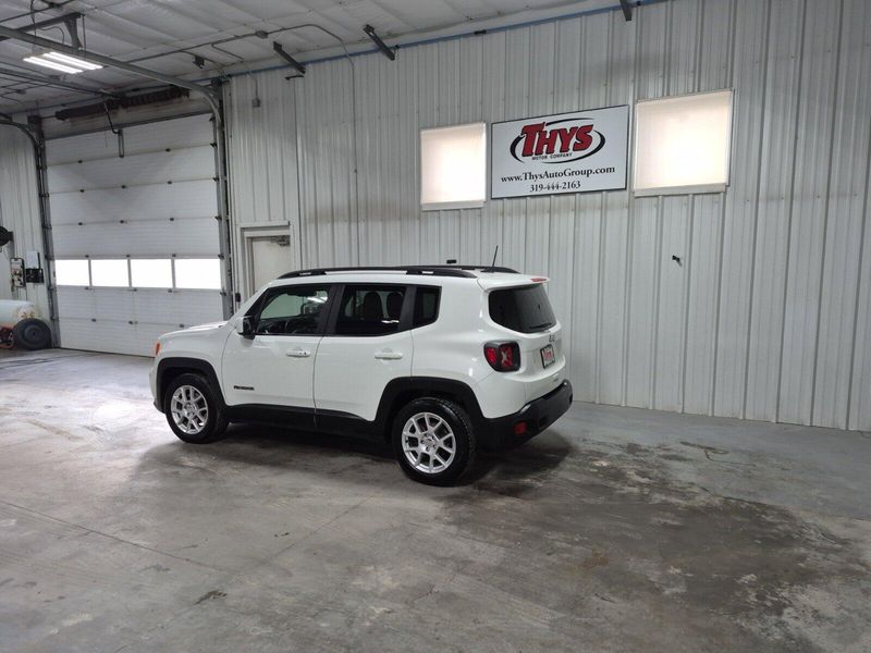 2020 Jeep Renegade LatitudeImage 18