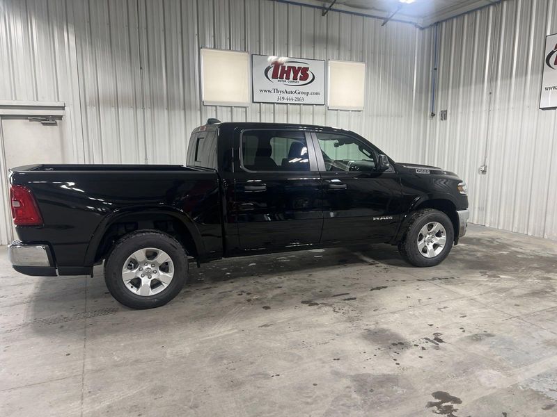 2025 RAM 1500 Big Horn Crew Cab 4x4 5