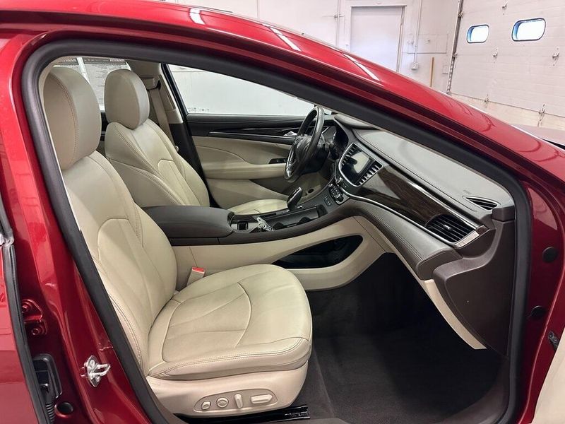 2018 Buick LaCrosse Premium I GroupImage 31