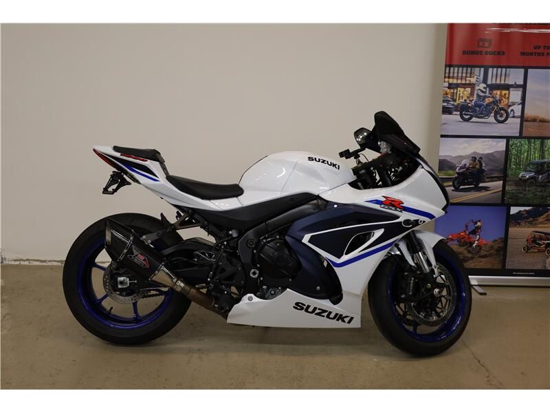 2023 Suzuki GSXR1000 Image 1