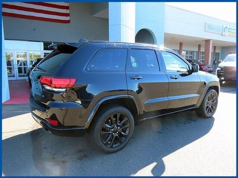 2018 Jeep Grand Cherokee AltitudeImage 7