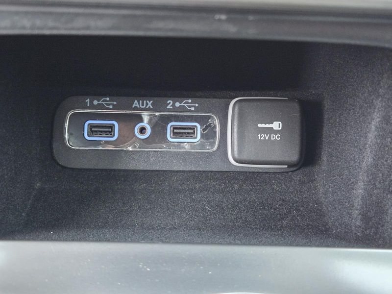 Used 2021 Jeep Grand Cherokee Laredo X 4x4
