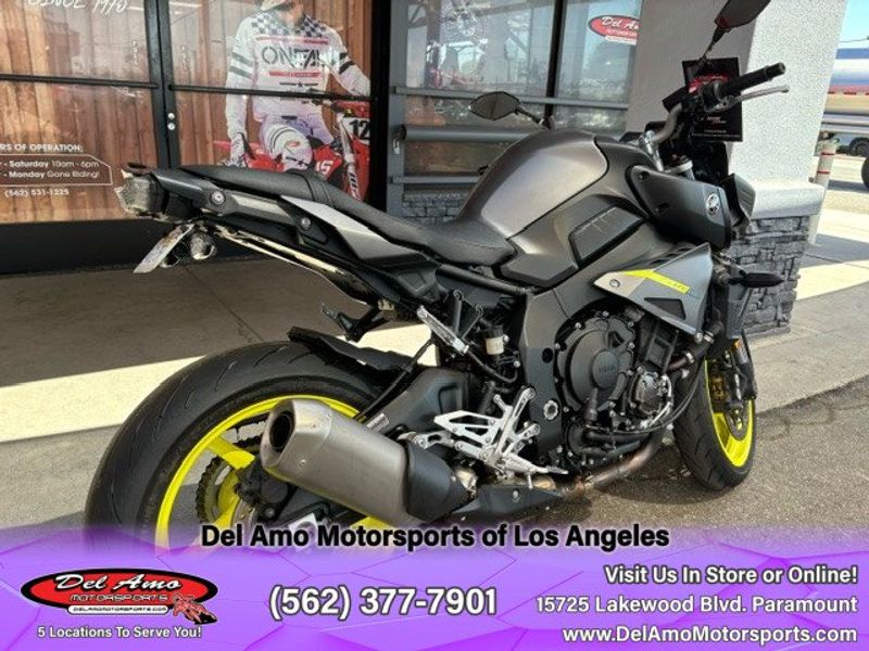 2018 Yamaha MT 10Image 7