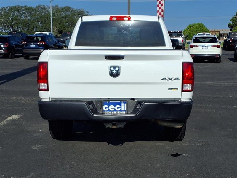 2018 Ram 1500 Express photo 5