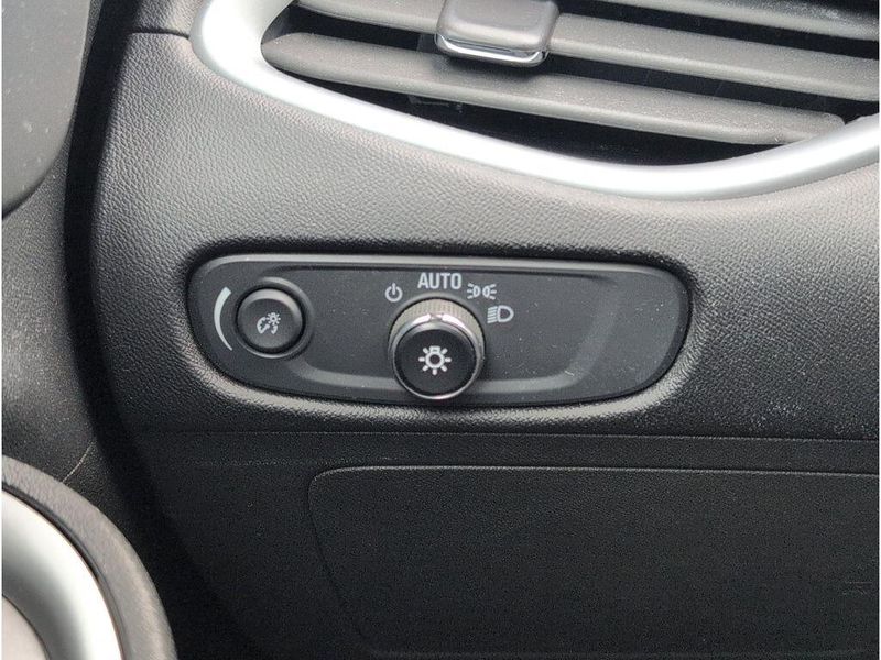 Used 2023 Chevrolet Malibu LTImage 27