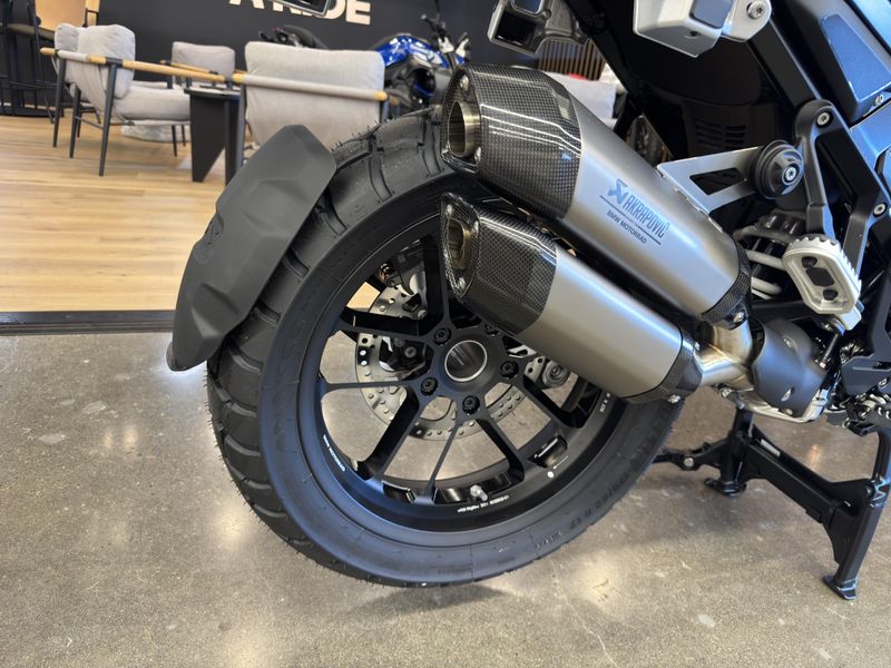 2026 BMW R 1300 GS Adventure - RACING RED 