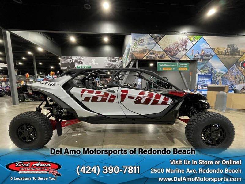 2025 Can-Am MAVERICK R MAX  999T DCTImage 8