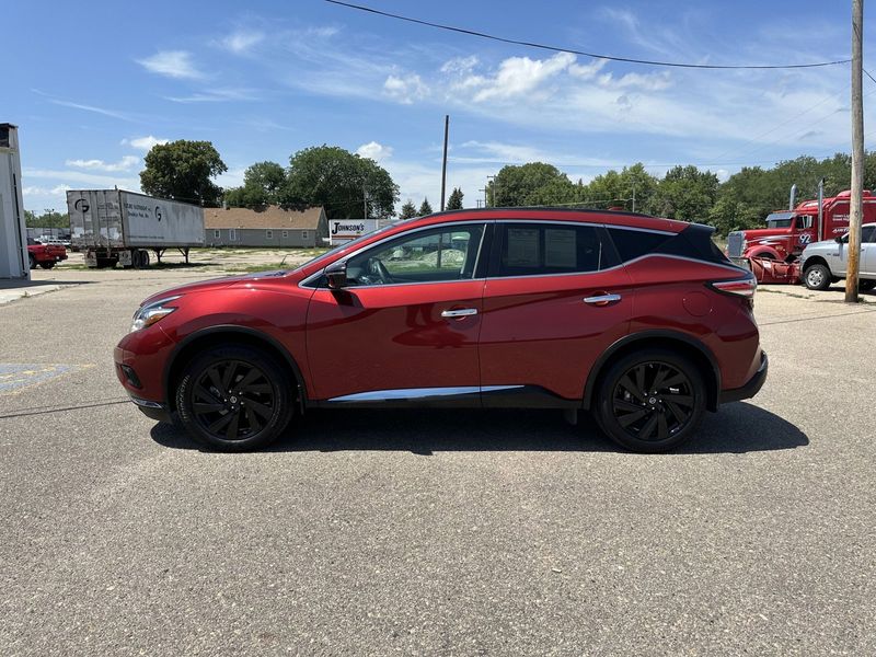 2017 Nissan Murano PlatinumImage 5