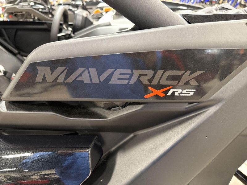 New 2025 Can-Am MAVERICK X3 MAX X RS TURBO RR SMART-SHOX Image 29