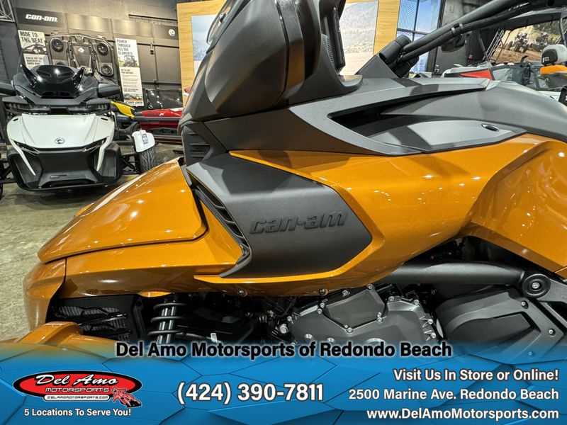 2024 Can-Am SPYDER F3 LIMITED (SE6)Image 4