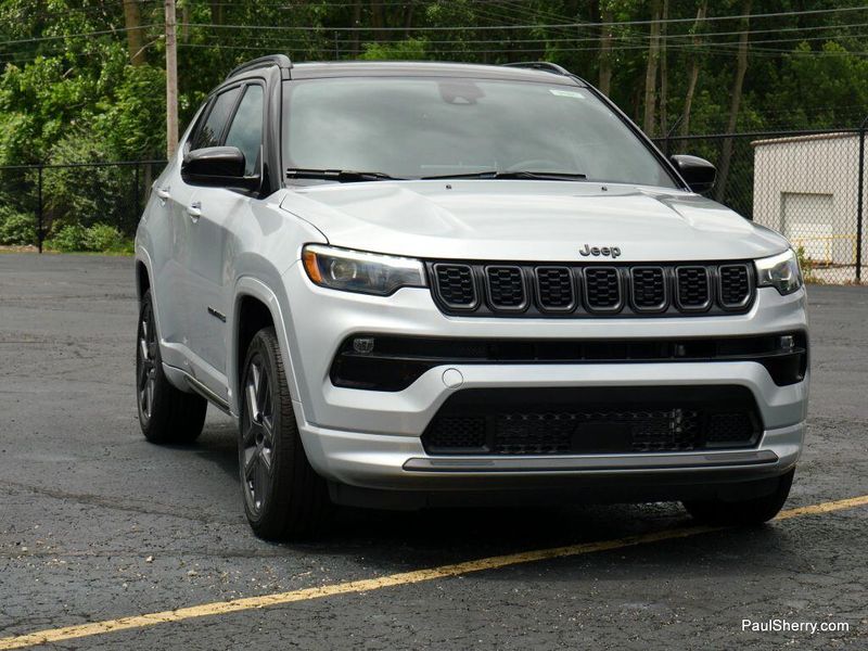 New 2025 Jeep Compass Limited 4x4