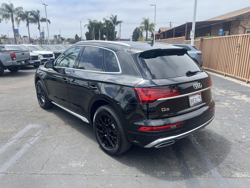 Used 2021 Audi Q5 PremiumImage 2