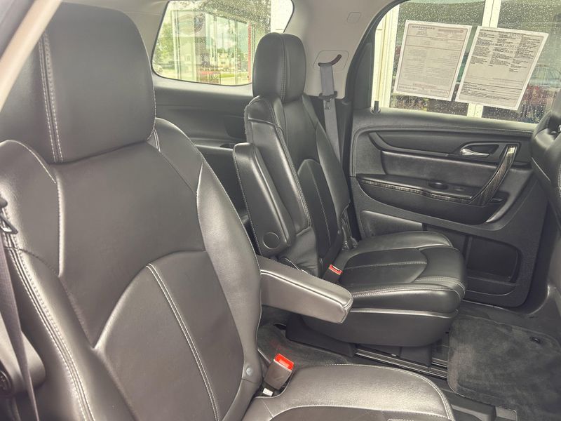 2015 GMC Acadia SLTImage 17