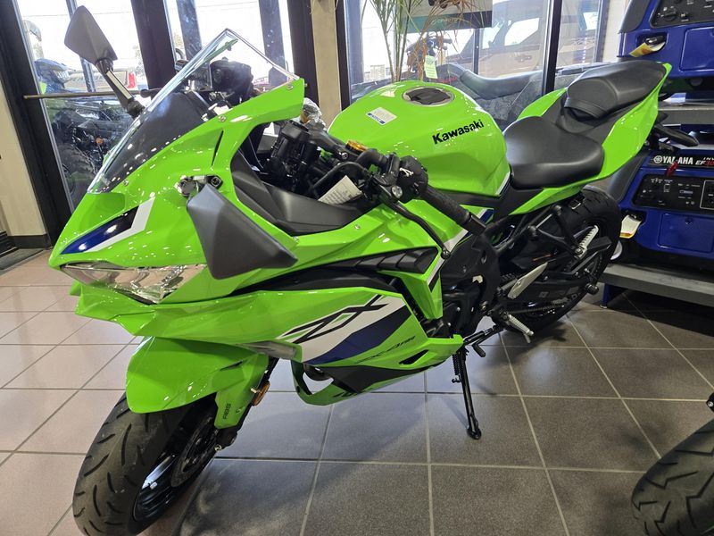 NEW 2026 KAWASAKI NINJA ZX 4RR ABS Image 3