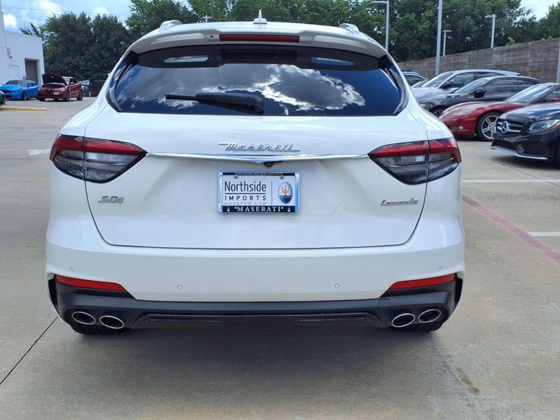 2021 Maserati Levante S GranSportImage 9