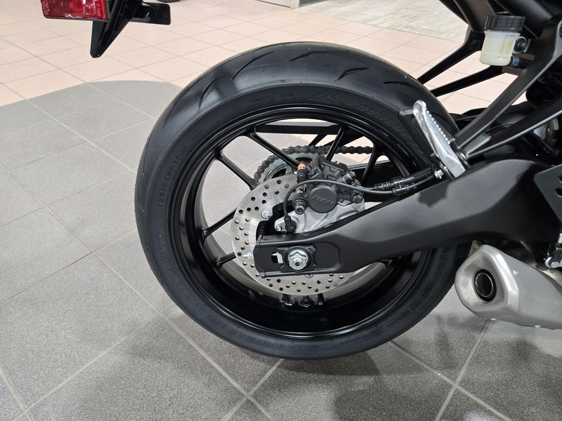 2025 Yamaha MT07 MATTE CHARCOAL BLACK Image 16