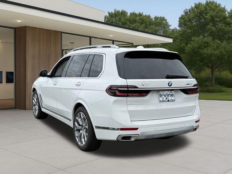 New 2026 BMW X7 xDrive40iImage 12