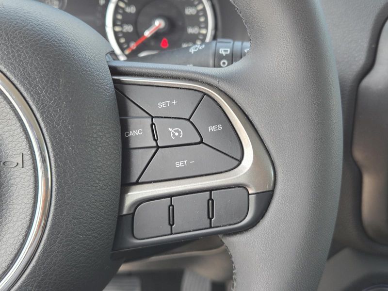 Used 2022 Jeep Renegade Latitude 4x4