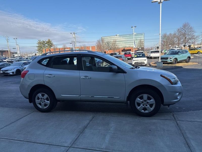 2015 Nissan Rogue Select SImage 3