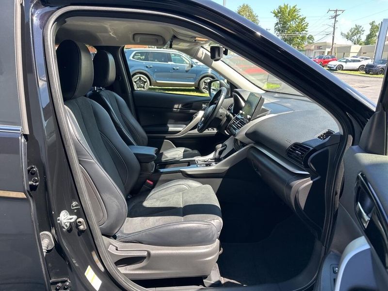 Used 2024 Mitsubishi Eclipse Cross SELImage 16