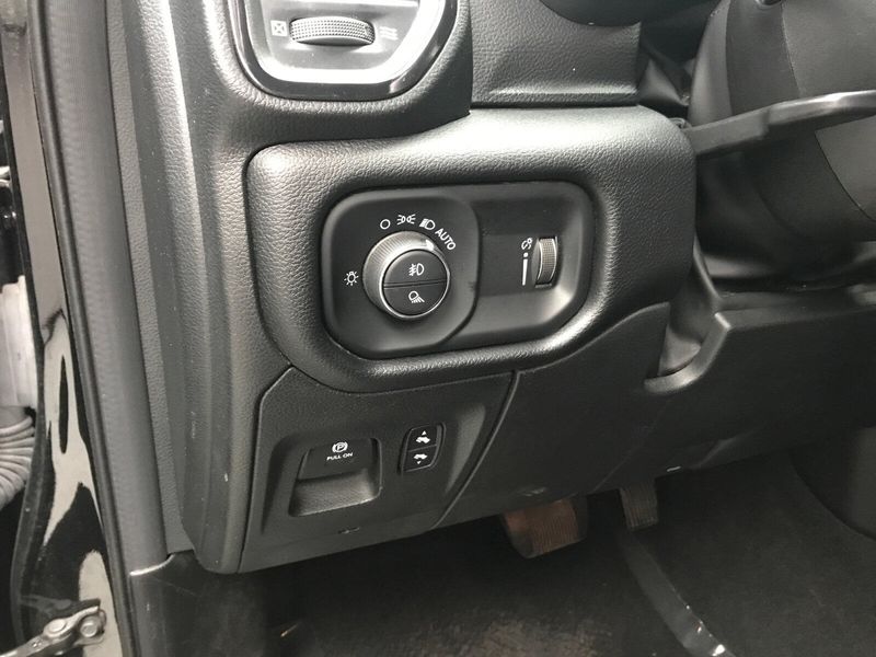 Used 2022 RAM 1500 Big HornImage 3