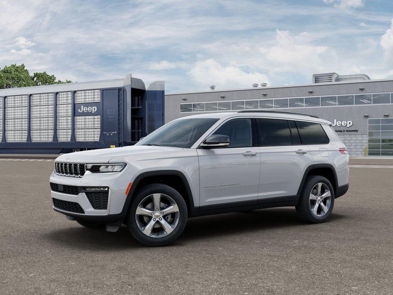 New 2026 Jeep Grand Cherokee L Limited 4x4Image 2