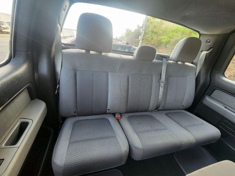 2013 Ford F-150 STXImage 4