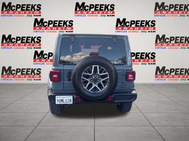 Used 2026 Jeep Wrangler SaharaImage 4