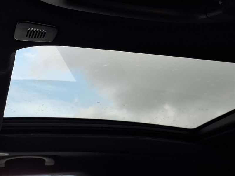 New 2025 Alfa Romeo Stelvio IntensaImage 22