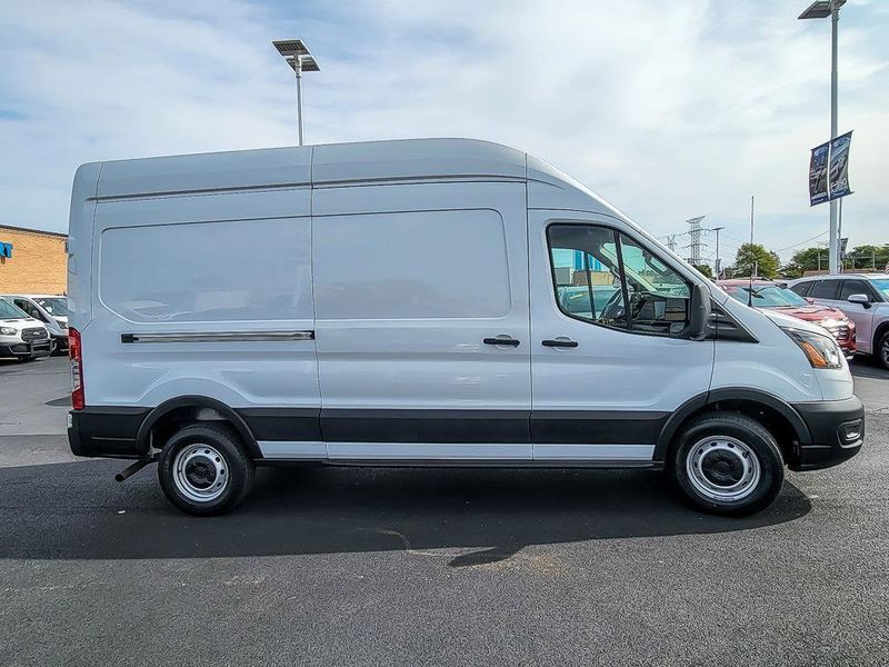 2023 Ford Transit Cargo Van photo 7