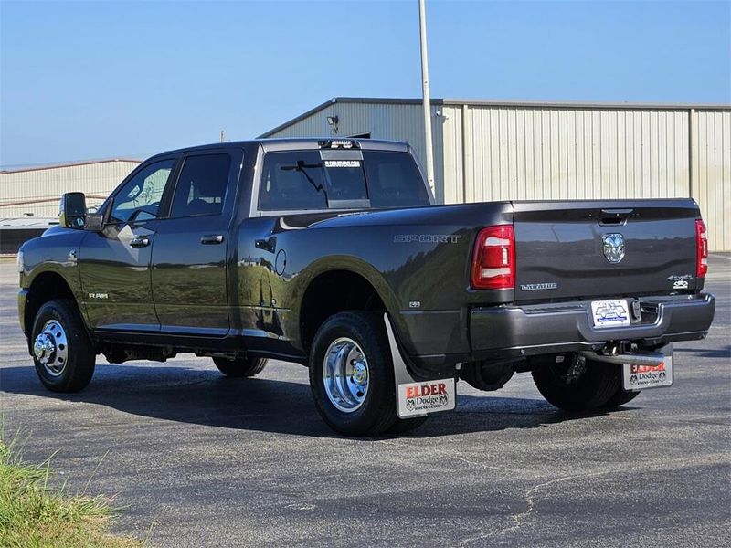 2024 RAM 3500 Laramie Crew Cab 4x4 8