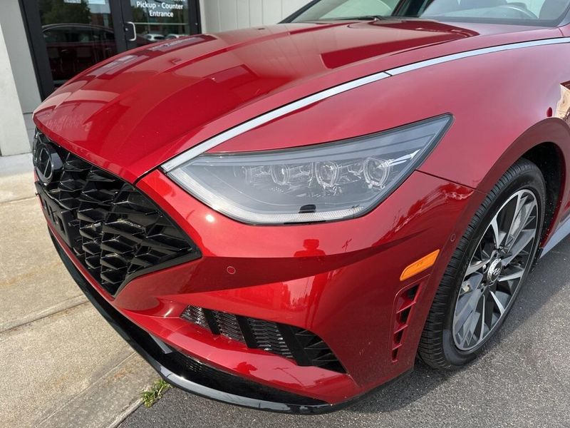 2023 Hyundai Sonata LimitedImage 10