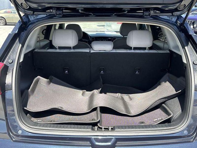 Used 2019 Kia Niro Plug-In Hybrid LXImage 15