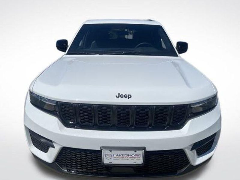 2025 Jeep Grand Cherokee Altitude 4x4