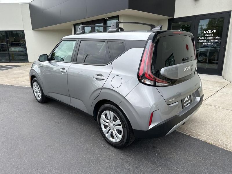 2023 Kia Soul LXImage 7