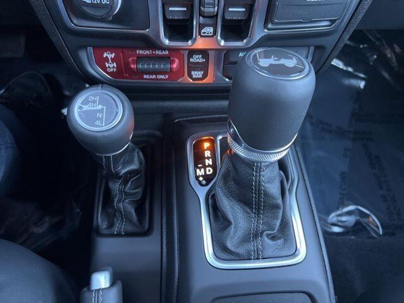 2025 Jeep Wrangler 4-door Rubicon