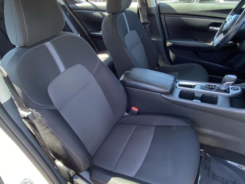 Used 2022 Nissan Sentra SVImage 11