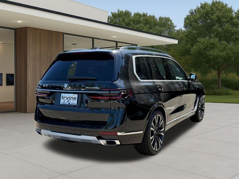 New 2026 BMW X7 xDrive40iImage 8