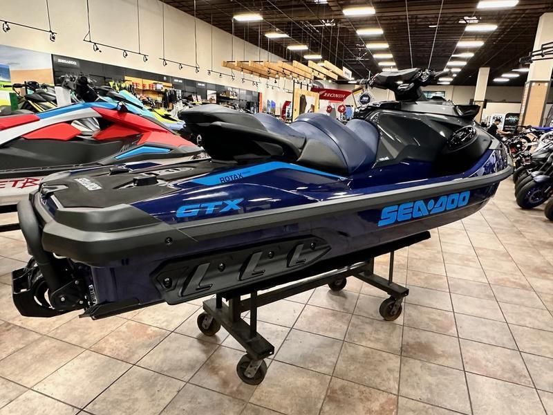 New 2025 Sea Doo GTX 230 (SOUND SYSTEM) Image 8