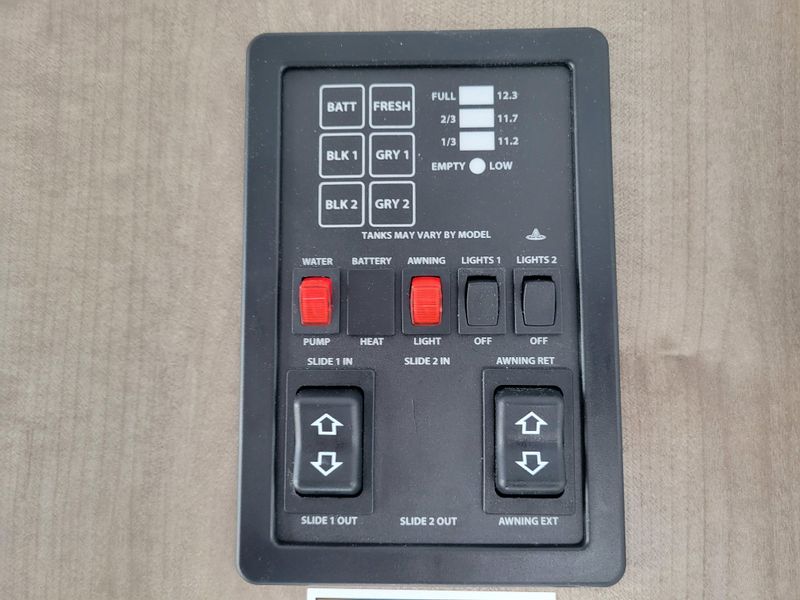 New 2026 KEYSTONE SPRINGDALE 31 SUNROOM Image 30