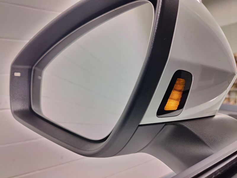 Used 2025 Volkswagen ID.4 ProImage 7