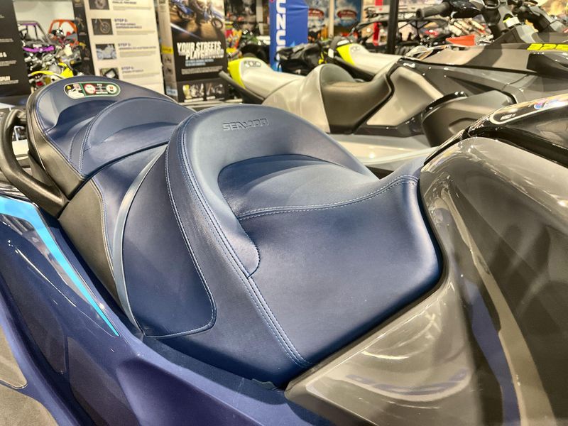 New 2025 Sea-Doo GTX 230 (SOUND SYSTEM) Image 11