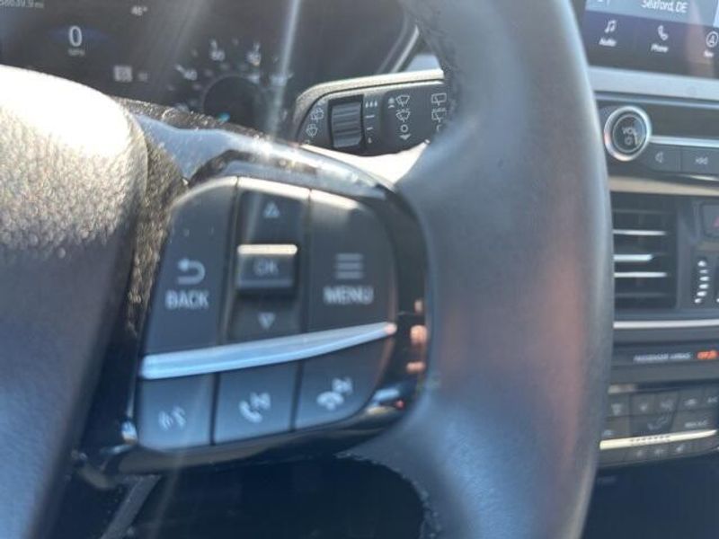 2022 Ford Escape SEImage 26