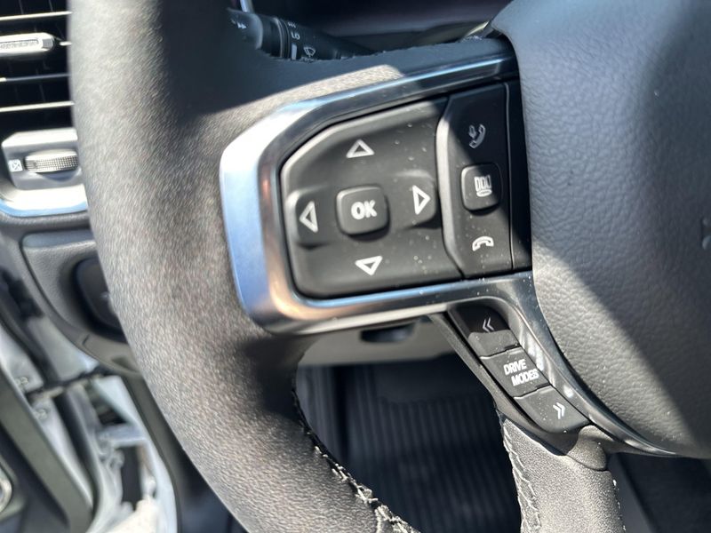 New 2025 RAM 1500 Laramie Crew Cab 4x4 5