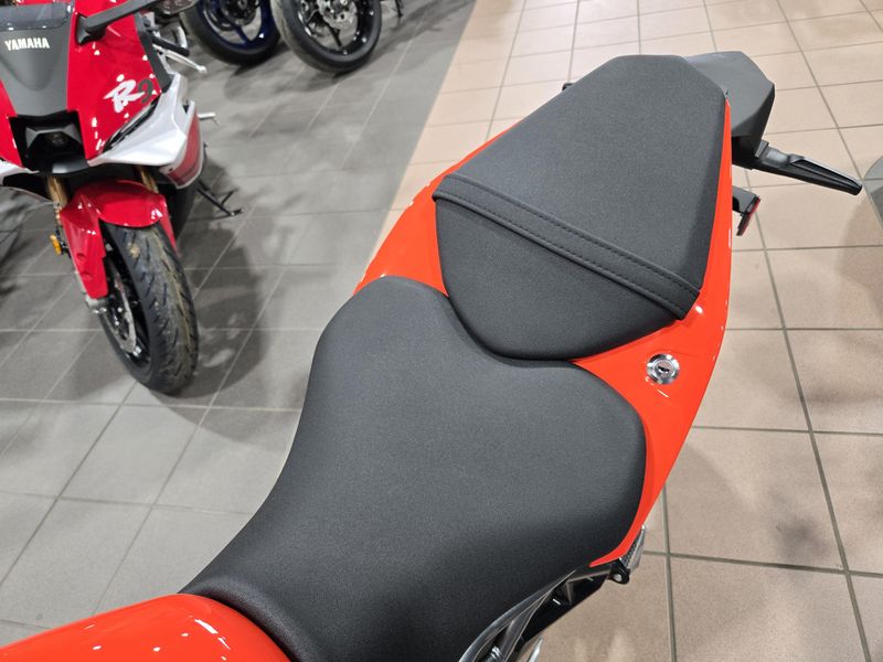 NEW 2026 SUZUKI GSX8R Image 14