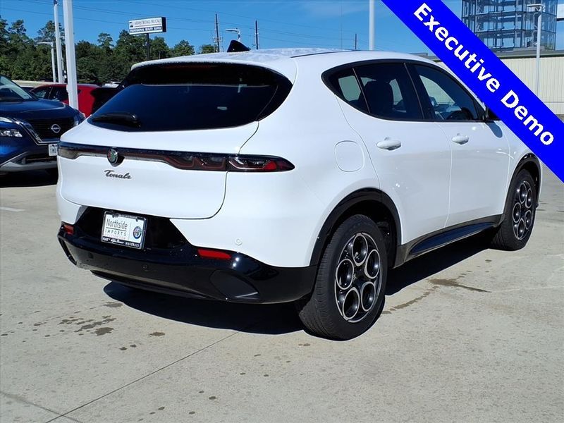 New 2025 Alfa Romeo Tonale AwdImage 7